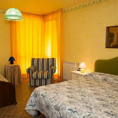 Tourist Kır Evi *